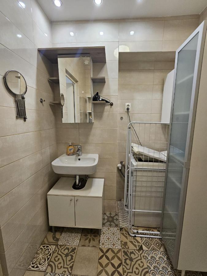 Smart Studio In The Heart Of Budapeste Exterior foto